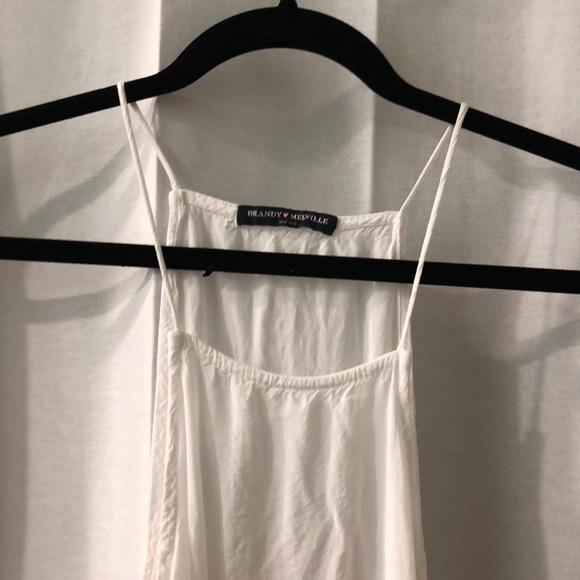 BRANDY MELVILLE WHITE TANK💗 - Picture 2 of 3